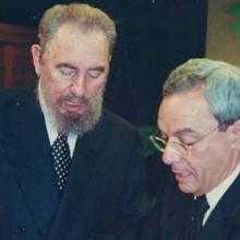 Leal destacó la virtud y capacidad de Fidel Castro de dialogar con el tiempo, convocar y ser seguido; “le siguieron muchos y le seguiremos nosotros”, dijo. Foto: Prena Latina.