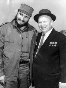 Nikita Jrushchov y Fidel Castro