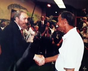 Junto a Máximo García. Foto: Cortesía de Máximo García. Junto a Máximo García. Foto: Cortesía de Máximo García.