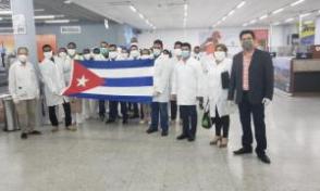 Arrivée de la brigade médicale cubaine au Honduras. PHOTO / PRÉSIDENCE DU HONDURAS SUR TWITTER Arrivée de la brigade médicale cubaine au Honduras. PHOTO / PRÉSIDENCE DU HONDURAS SUR TWITTER