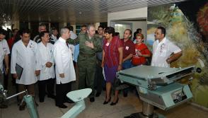 Fidel en su última visita a Cienfuegos por los 25 años del hospital provincial. Foto: 5 de septiembre.